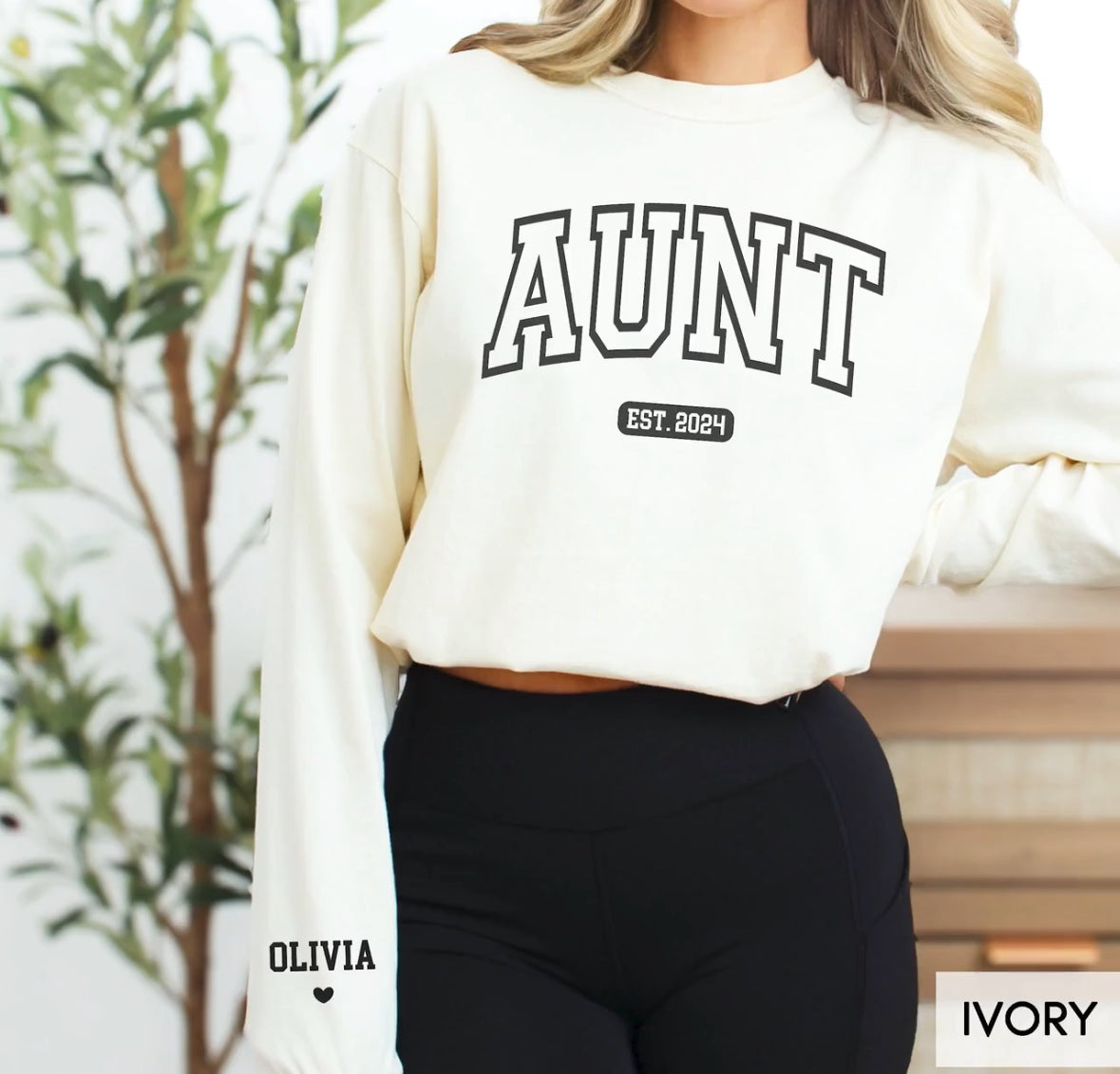 Aunt/Auntie Varsity Crew W/names on sleeve