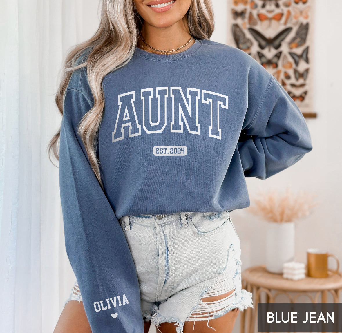 Aunt/Auntie Varsity Crew W/names on sleeve